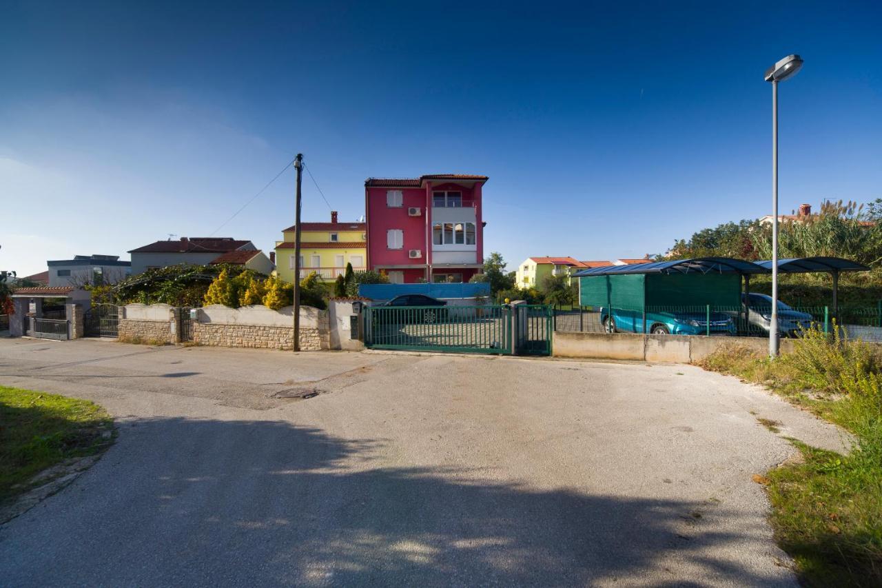 Apartment Marica Pula Exterior photo
